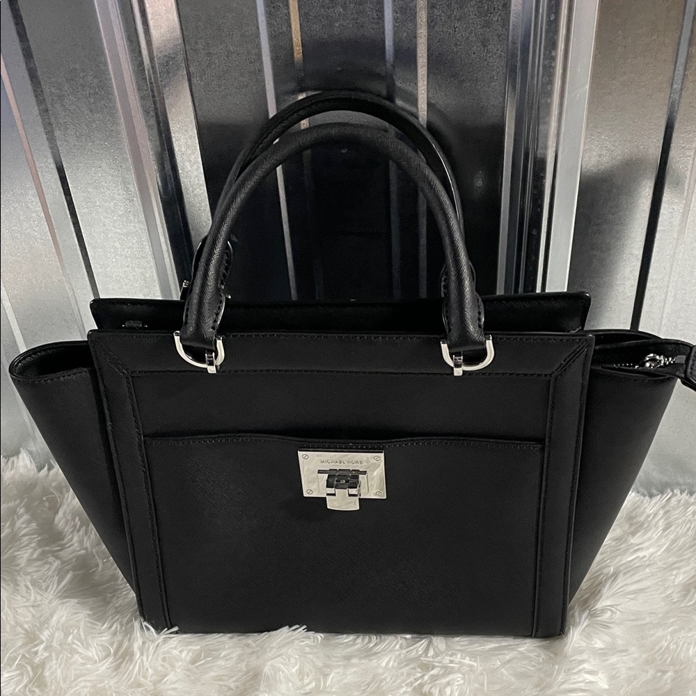 Michael Kors Elegant Black Satchel